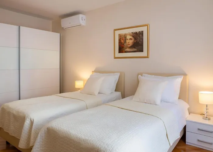 Exclusive Center Apartments