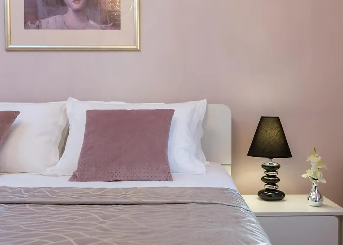 Exclusive Center Apartments